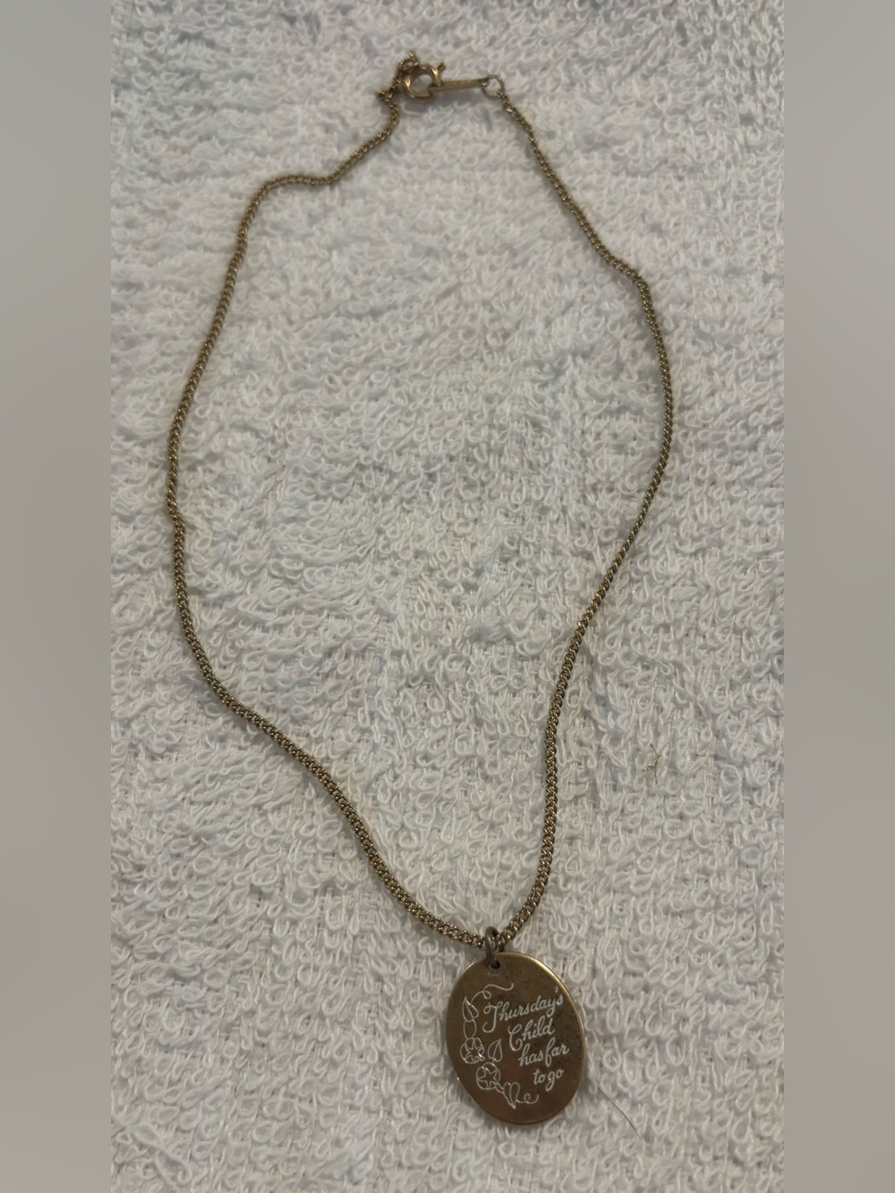 1982 Avon Thursdays child 14” Goldtone Necklace